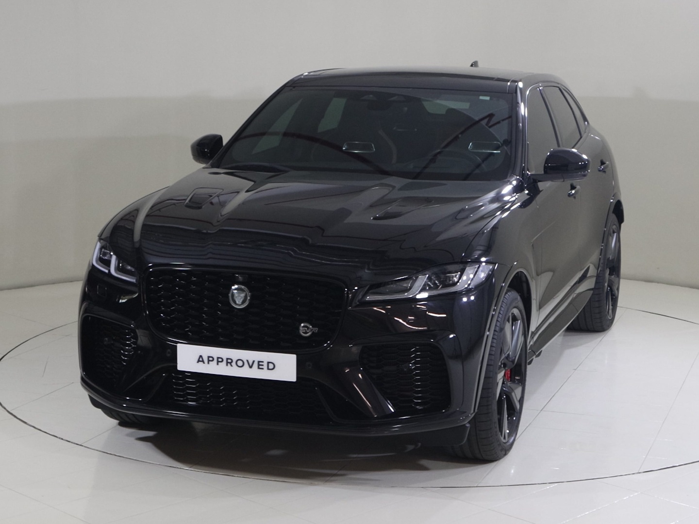 Jaguar F-pace Svr 2025 in uae